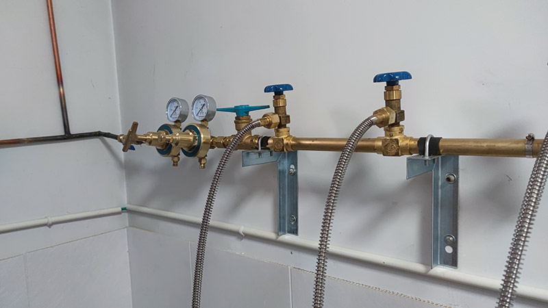 中心供氧系统气体汇流排